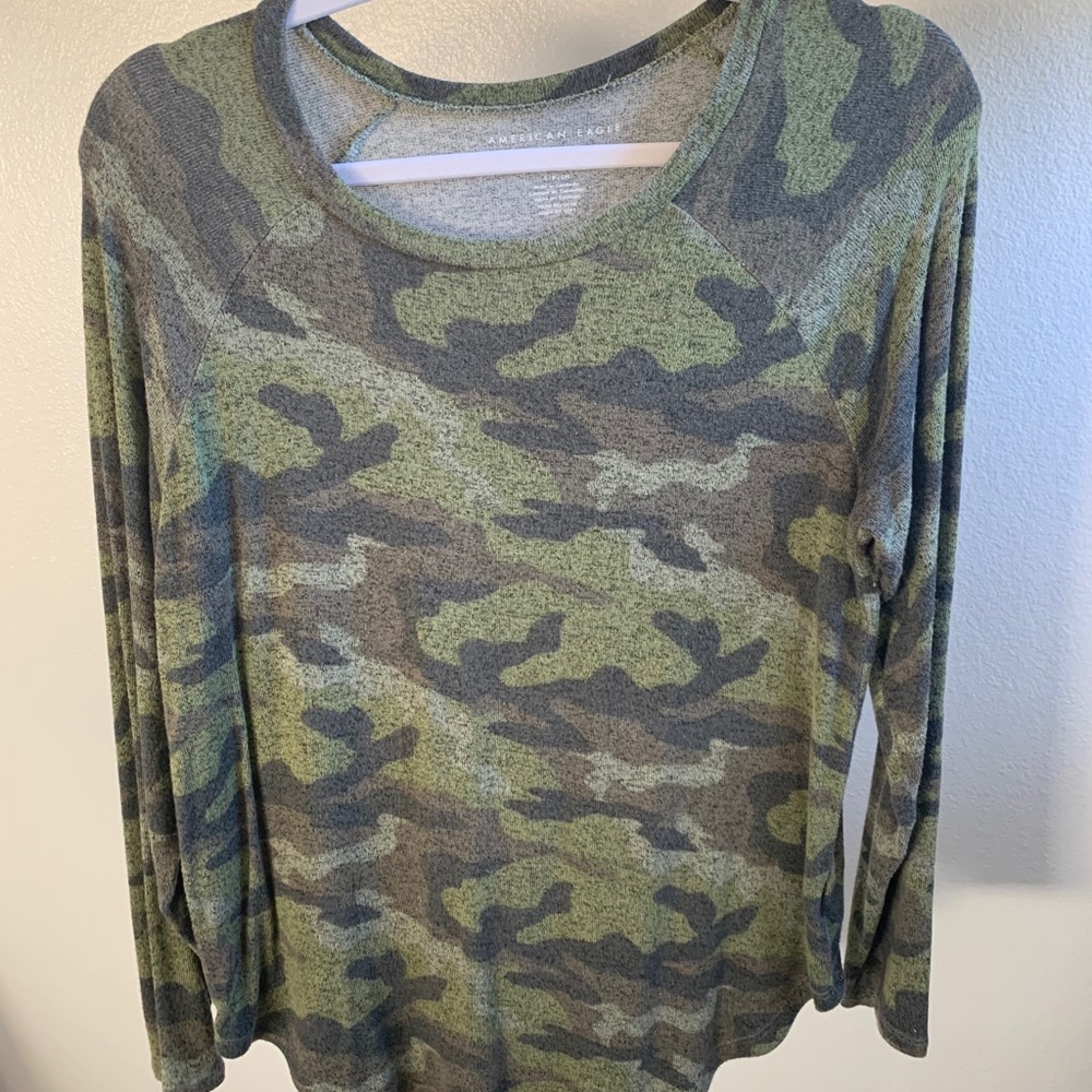 American Eagle Camo Long Sleeve Top